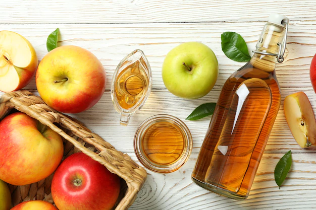 <strong>Top Health Benefits of Apple Cider Vinegar</strong>