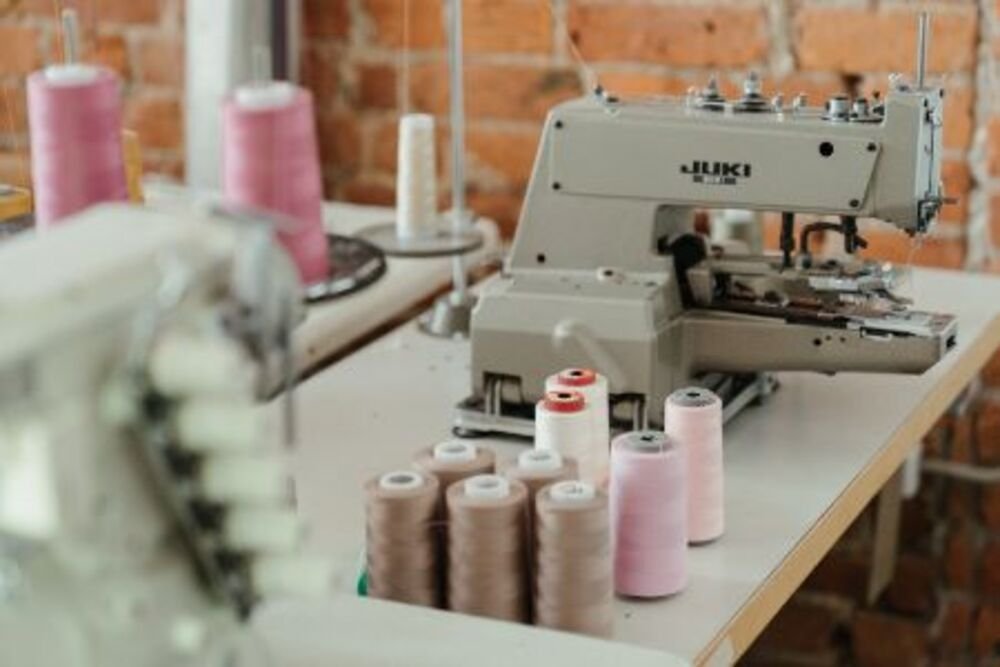 Features of Professional Sewing Machines