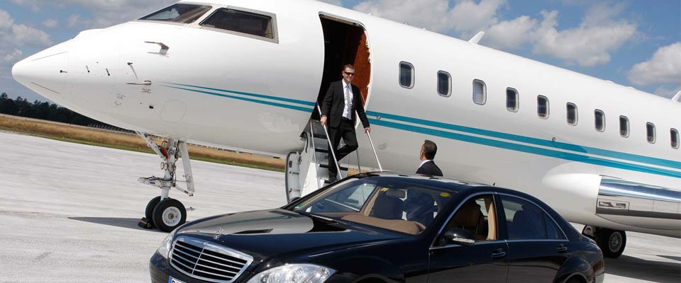 Detroit Airport Limo Service: How to Get the Best Experience