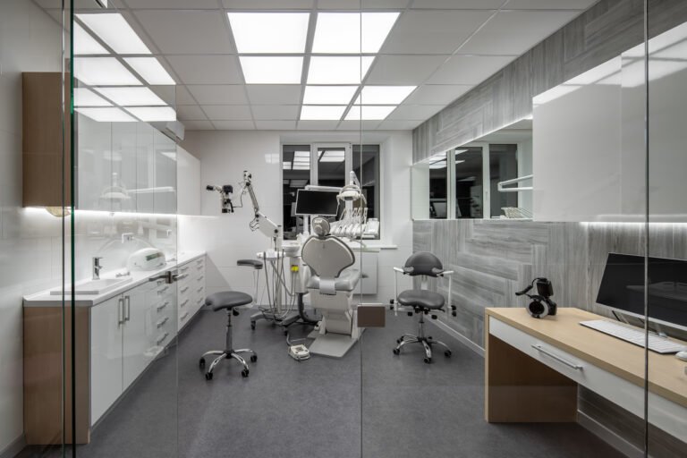 How To Build A Dental Clinic To Calm Patient