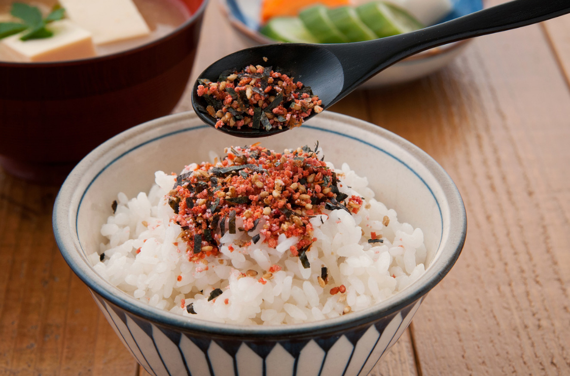 Enhancing Rice Dishes with Aji Nori Furikake Spice