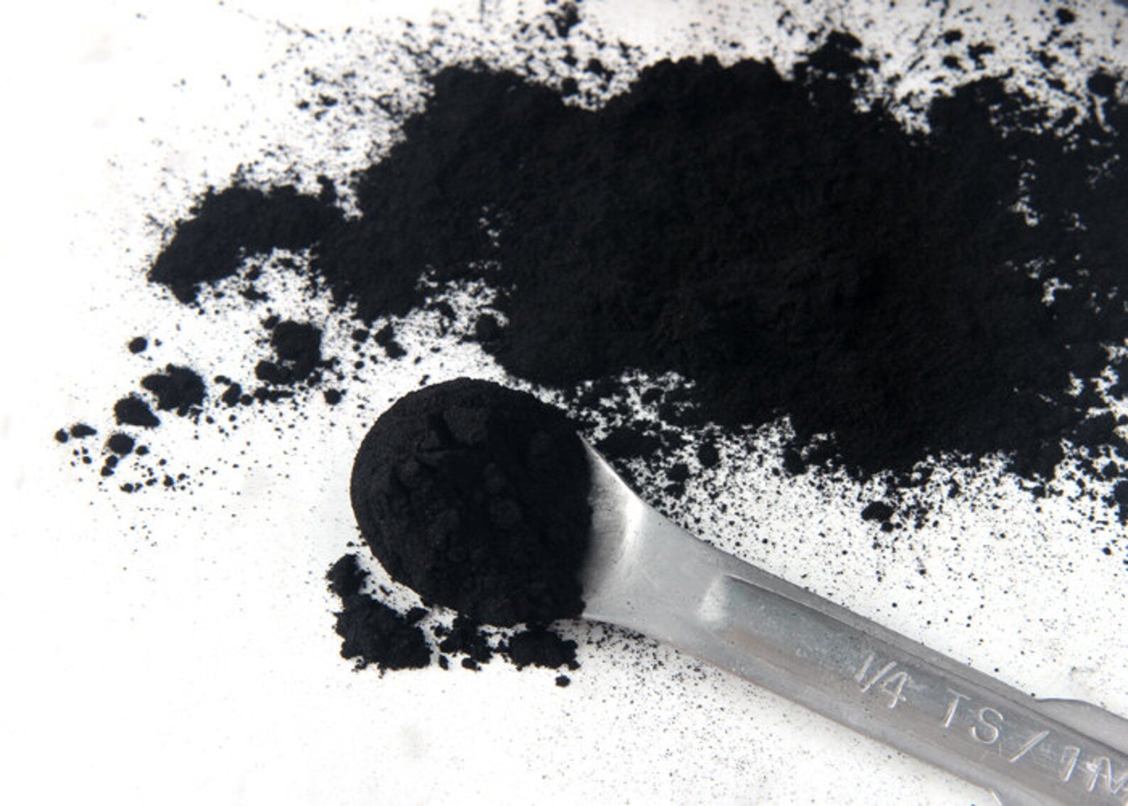 activated charcoal powder