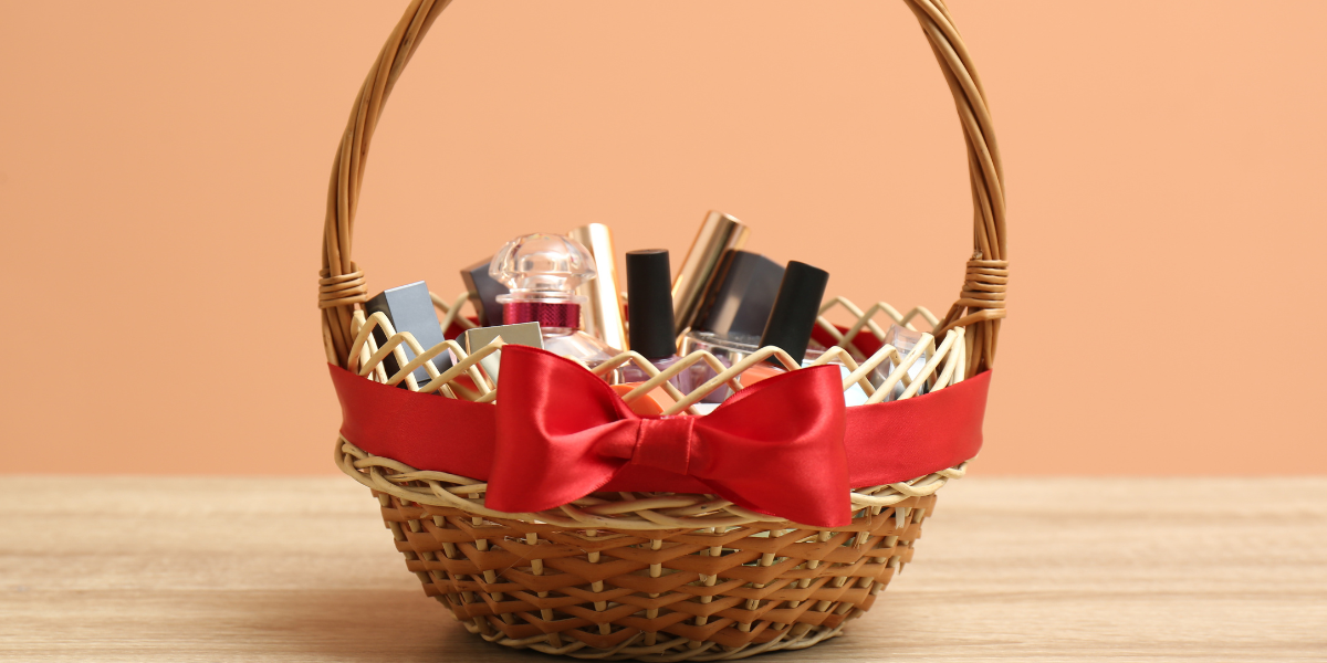 Top 5 Best Perfume Gift Sets for Men & Women