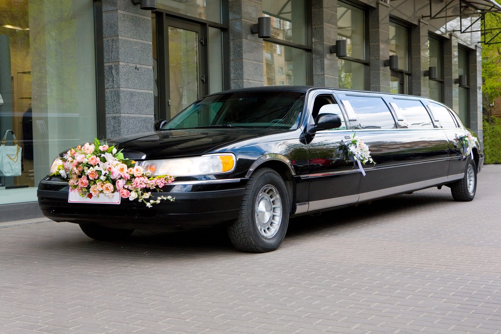 <strong>A Class Apart: Embracing Walnut Creek’s Finest Limo Service Experience</strong>