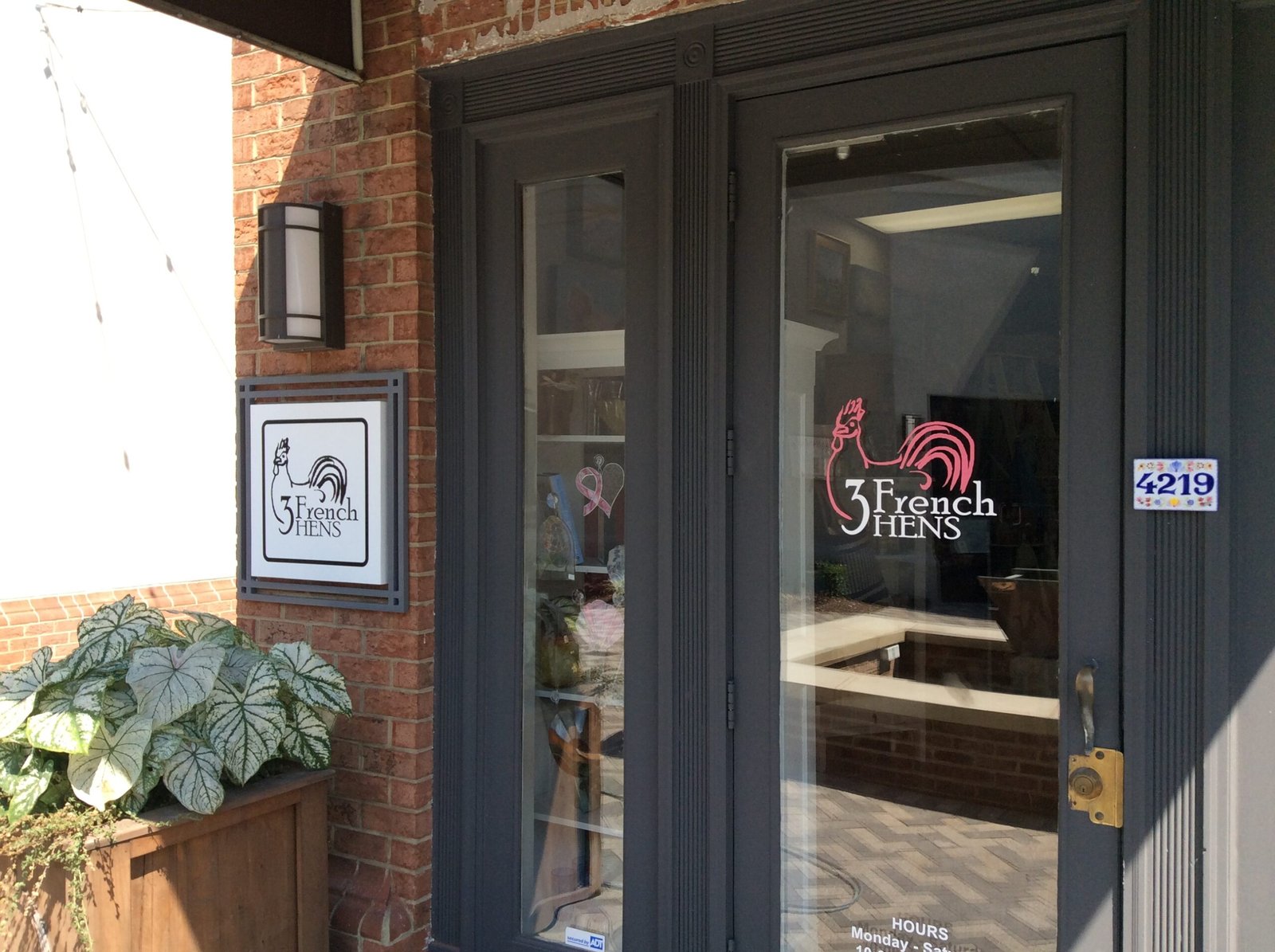 Maximizing the Impact of Your Storefront Sign