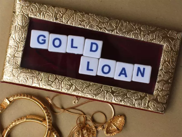 Gold loan calculator to calculate your monthly EMI