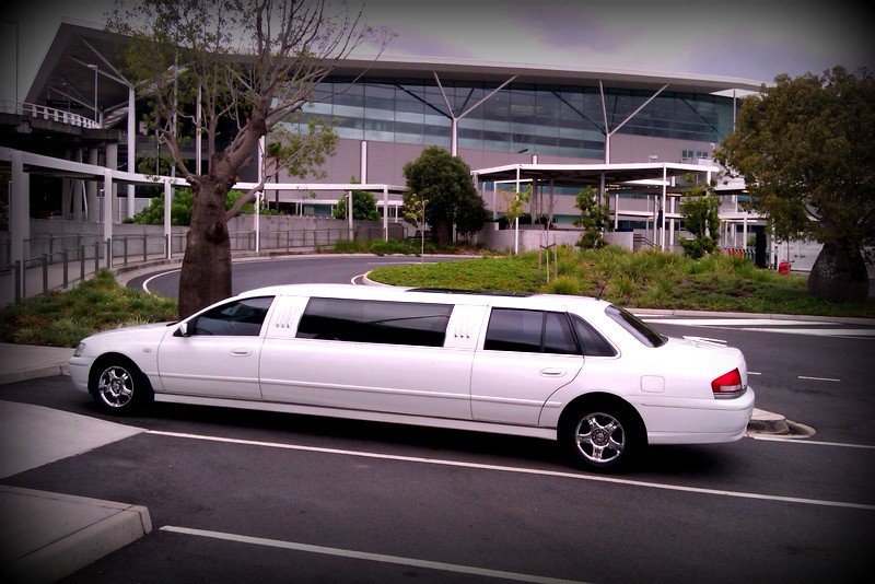 Creating Lasting Impressions: How Luxury Detroit Limos Elevate Your Events