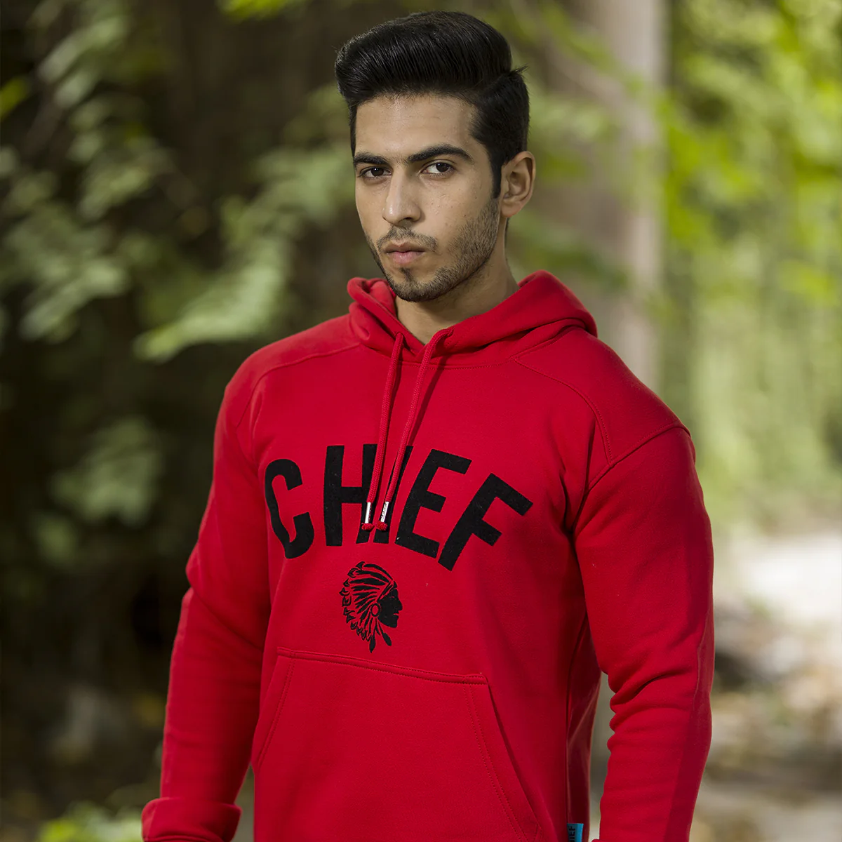 Burgundy Red Classic Hooded Sweatshirt: Timeless Elegance and Comfort