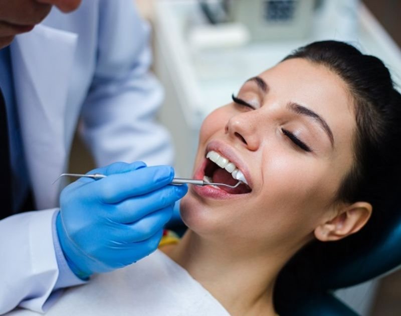 Essential Care Tips To Maintain Dental Veneers