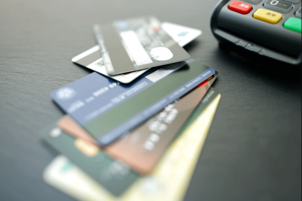 The Advantages of Using a Credit Card credit card payment