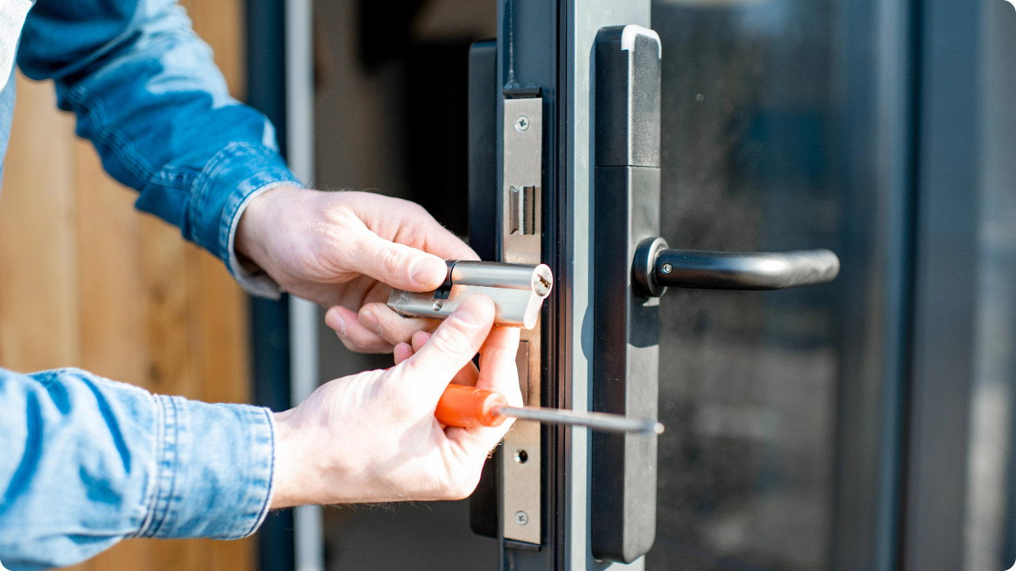 Peace of Mind 24/7 Professional Locksmith Services