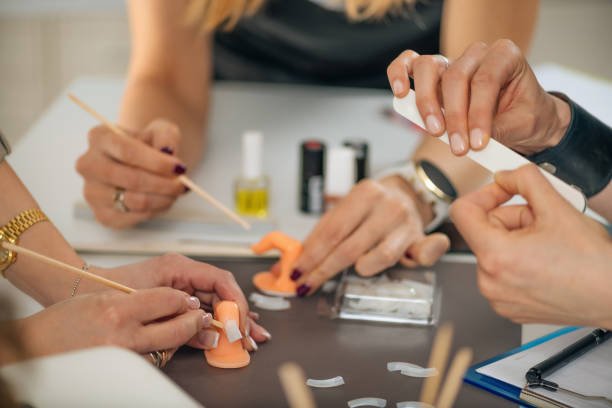 Hands-On Learning: Nail Technician Courses for Enthusiasts