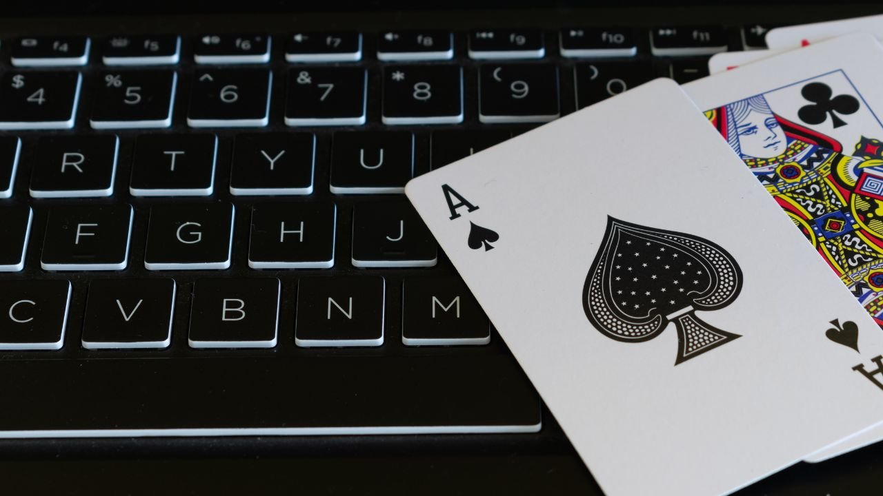 Unlocking the advantages: Play rummy free online