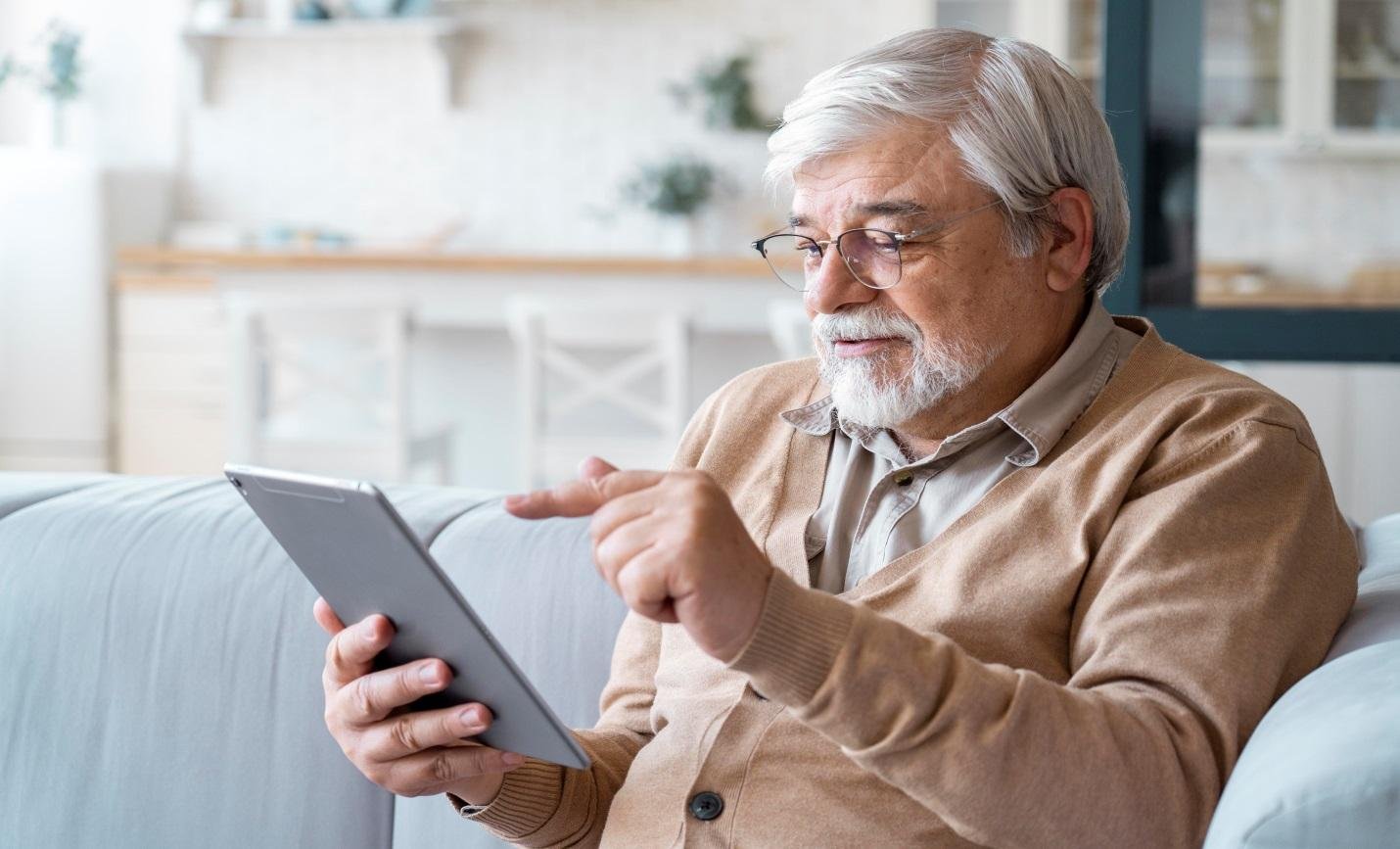 Creating a digitized world: Tips to make seniors use technology more